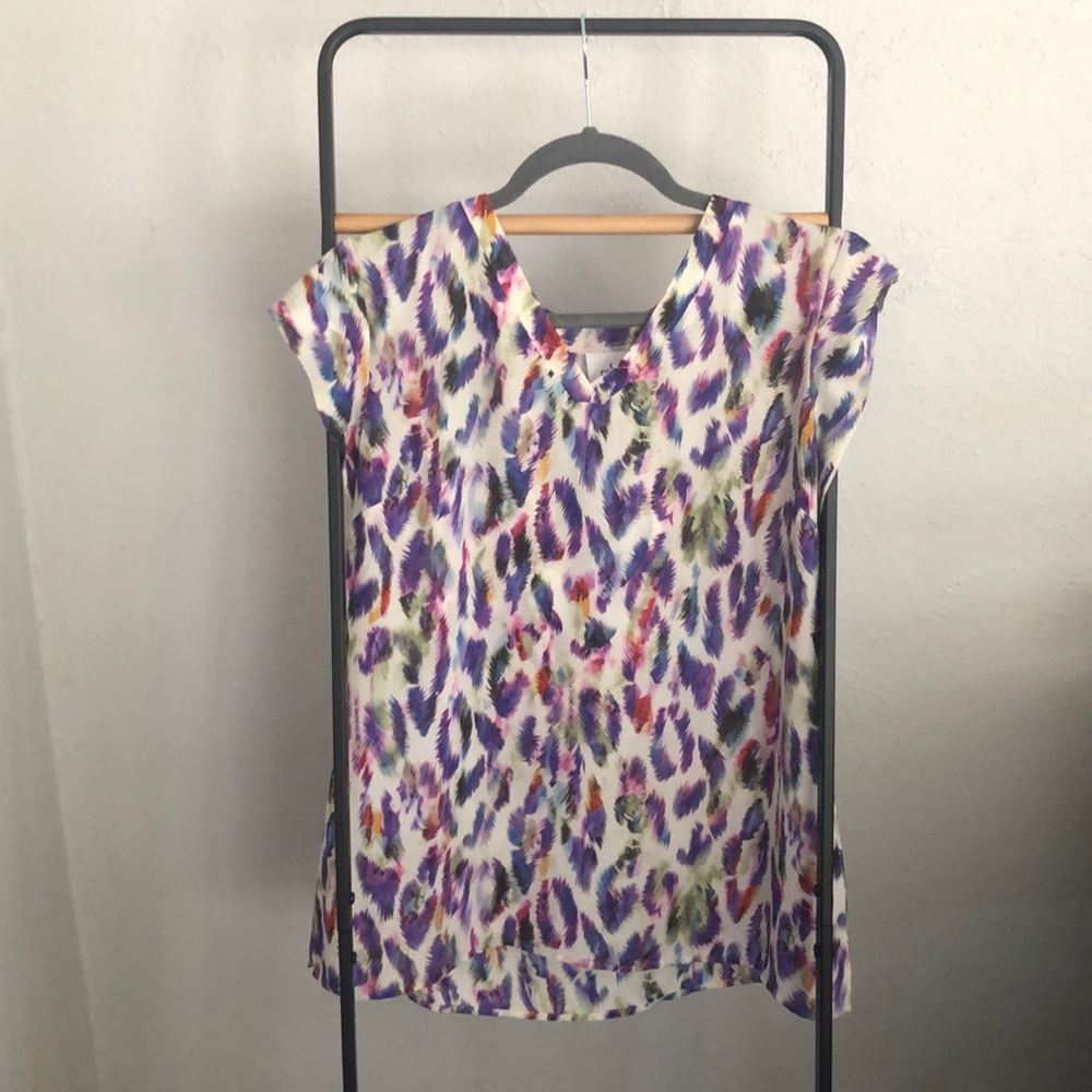 CAbi Plume Feather Print Top